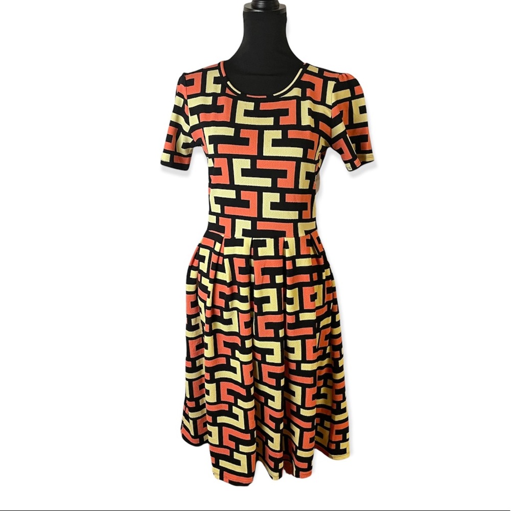 Lularoe Amelia Dress Size Large Multicolor Geometric Pockets Box Pleats NWT